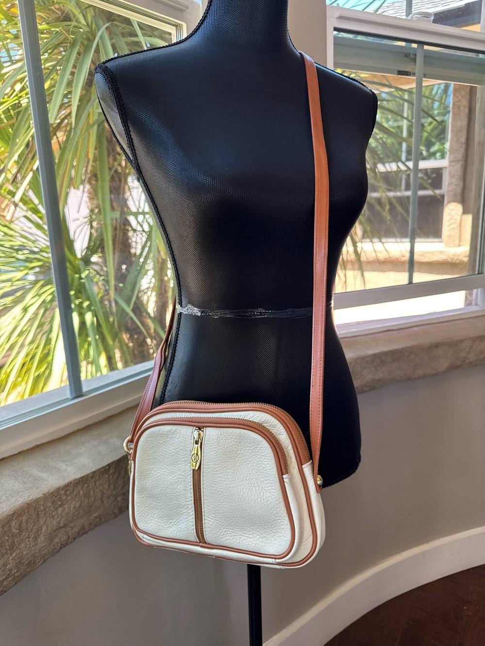 Valentina - Made in Italy Women’s Pebbled Leather Crossbody Bag - Purse